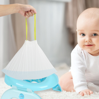 Ausbildende kinderleichter Stuhl-Plastikabfall-Taschen mit Zugschnur-super saugfähiger Auflage